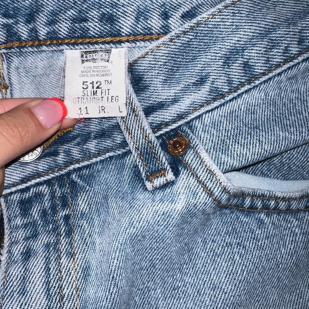 Levi’s - Picture 4 of 5